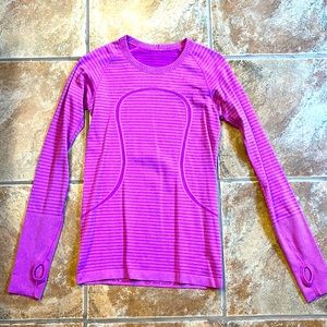 Long sleeve Lululemon Swiftly Tech Purple Stripe.